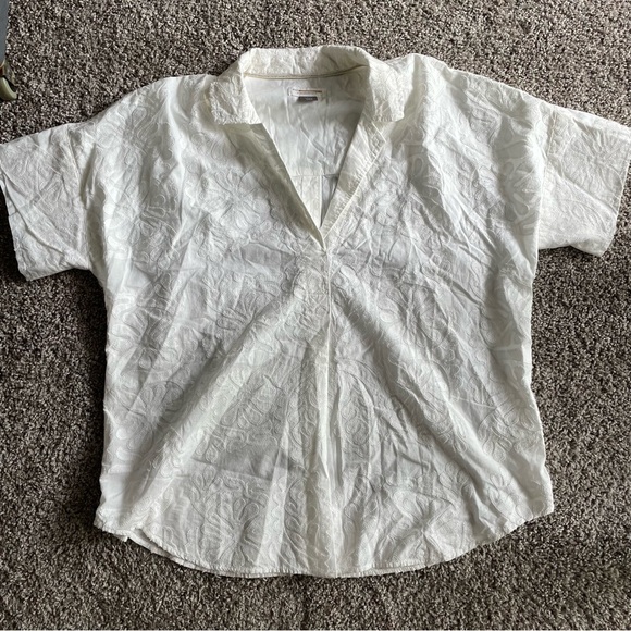 ⚡️SOLD⚡️Anthropologie White Blouse - Picture 3 of 6
